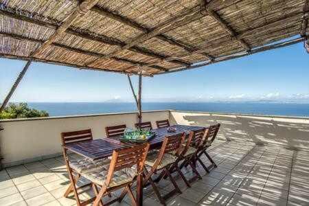 Gocce Villas - Sunshine Villa Масса-Лубренсе Екстер'єр фото